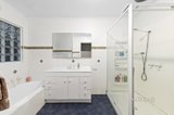 https://images.listonce.com.au/custom/160x/listings/13-bartlett-avenue-croydon-vic-3136/015/01514015_img_09.jpg?JOV1uAy4Hns