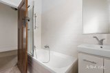 https://images.listonce.com.au/custom/160x/listings/13-bloomfield-road-ascot-vale-vic-3032/104/01972104_img_07.jpg?zTVhzld_xbM