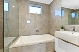 https://images.listonce.com.au/custom/160x/listings/13-boriska-court-glen-waverley-vic-3150/186/01660186_img_24.jpg?ko-qafosafk