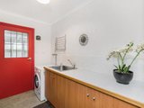 https://images.listonce.com.au/custom/160x/listings/13-bowen-street-trentham-vic-3458/697/00981697_img_10.jpg?eeVTa01Mba8