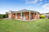 https://images.listonce.com.au/custom/160x/listings/13-bracknell-court-lara-vic-3212/745/01699745_img_07.jpg?zDwrJgnpw40