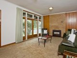 https://images.listonce.com.au/custom/160x/listings/13-brosnan-crescent-strathmore-vic-3041/496/00847496_img_03.jpg?v6VIEg1q3Kk