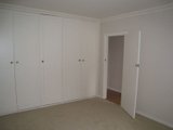 https://images.listonce.com.au/custom/160x/listings/13-byron-street-canterbury-vic-3126/631/01875631_img_05.jpg?P9iTZ1Qf_mA