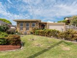 https://images.listonce.com.au/custom/160x/listings/13-campus-gate-chirnside-park-vic-3116/341/01524341_img_01.jpg?voQrt95QShg