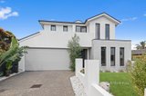 https://images.listonce.com.au/custom/160x/listings/13-canberra-street-patterson-lakes-vic-3197/621/01621621_img_01.jpg?gdVqeU4F_hk