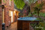 https://images.listonce.com.au/custom/160x/listings/13-carmen-close-eltham-vic-3095/660/01912660_img_17.jpg?uob0ZIEw3kw