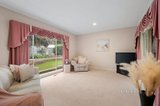 https://images.listonce.com.au/custom/160x/listings/13-cashins-mill-place-lilydale-vic-3140/922/01582922_img_04.jpg?tuYqlNHRHkU