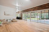https://images.listonce.com.au/custom/160x/listings/13-chapman-court-mooroolbark-vic-3138/041/01817041_img_10.jpg?ejyC9vuHG3Q