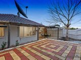 https://images.listonce.com.au/custom/160x/listings/13-cole-court-box-hill-north-vic-3129/444/01743444_img_19.jpg?SlonClPTlzE