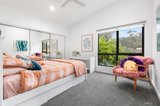 https://images.listonce.com.au/custom/160x/listings/13-como-avenue-rye-vic-3941/015/01624015_img_08.jpg?EPOwRHGQ-zc