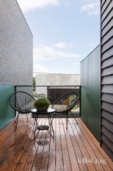 https://images.listonce.com.au/custom/160x/listings/13-council-street-clifton-hill-vic-3068/956/01888956_img_06.jpg?bETby-mJB2g