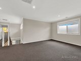 https://images.listonce.com.au/custom/160x/listings/13-crestwood-avenue-macleod-vic-3085/865/01782865_img_05.jpg?IaA5Ze6OEm0