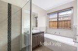 https://images.listonce.com.au/custom/160x/listings/13-cumulus-street-williams-landing-vic-3027/263/01916263_img_06.jpg?9FI2A91WbeI
