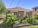 https://images.listonce.com.au/custom/160x/listings/13-davidson-court-altona-meadows-vic-3028/893/01203893_img_03.jpg?xTUiPO6JRdo