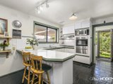 https://images.listonce.com.au/custom/160x/listings/13-davidson-court-altona-meadows-vic-3028/893/01203893_img_07.jpg?luXSjKLKkn4