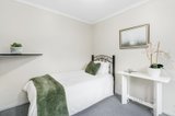 https://images.listonce.com.au/custom/160x/listings/13-dewpond-walk-croydon-south-vic-3136/527/01562527_img_08.jpg?Utevhox9Y7k