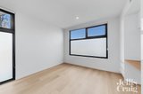https://images.listonce.com.au/custom/160x/listings/13-duckmanton-court-bentleigh-east-vic-3165/785/01721785_img_14.jpg?IEiX1M8ARtU