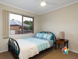 https://images.listonce.com.au/custom/160x/listings/13-dunoon-street-mooroolbark-vic-3138/697/01524697_img_08.jpg?yeXkTL_NW4M