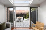 https://images.listonce.com.au/custom/160x/listings/13-durham-street-albert-park-vic-3206/239/01741239_img_04.jpg?zMPWr04CO3s