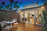 https://images.listonce.com.au/custom/160x/listings/13-durham-street-albert-park-vic-3206/842/01134842_img_08.jpg?293nZjOTEkc