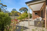 https://images.listonce.com.au/custom/160x/listings/13-earnshaw-street-woodend-vic-3442/813/01607813_img_01.jpg?w-qrRl72sLE