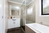 https://images.listonce.com.au/custom/160x/listings/13-echuca-road-greensborough-vic-3088/874/01768874_img_05.jpg?f60EWmtj4vs