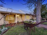 https://images.listonce.com.au/custom/160x/listings/13-eden-avenue-heathmont-vic-3135/991/00620991_img_15.jpg?h44Iw-Qw-UM