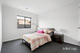 https://images.listonce.com.au/custom/160x/listings/13-efficient-avenue-mount-duneed-vic-3217/894/01880894_img_14.jpg?LtCMT9eFl94