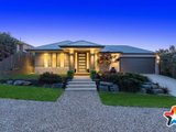 https://images.listonce.com.au/custom/160x/listings/13-empire-drive-mooroolbark-vic-3138/354/01526354_img_01.jpg?_-TzIPUpvCk