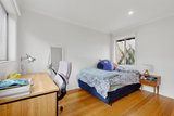 https://images.listonce.com.au/custom/160x/listings/13-estella-street-glen-iris-vic-3146/263/01832263_img_12.jpg?3ici-_i7ejU