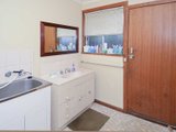 https://images.listonce.com.au/custom/160x/listings/13-everett-close-herne-hill-vic-3218/848/01699848_img_05.jpg?Zr-j2i4R6ss
