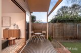 https://images.listonce.com.au/custom/160x/listings/13-fenwick-street-thornbury-vic-3071/789/01915789_img_08.jpg?7QVa9th2FzU
