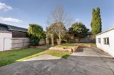 https://images.listonce.com.au/custom/160x/listings/13-finch-street-burwood-vic-3125/725/01722725_img_07.jpg?J0NwrB-1VKQ
