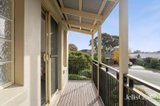 https://images.listonce.com.au/custom/160x/listings/13-garden-court-lake-gardens-vic-3355/485/01899485_img_15.jpg?3GpVTotum1k
