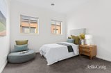https://images.listonce.com.au/custom/160x/listings/13-garden-court-lake-gardens-vic-3355/485/01899485_img_18.jpg?Z1wEQa-eIR0
