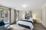 https://images.listonce.com.au/custom/160x/listings/13-gateway-close-chadstone-vic-3148/661/00727661_img_06.jpg?9n5l593yUHc