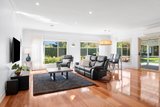 https://images.listonce.com.au/custom/160x/listings/13-glenns-court-woodend-vic-3442/545/01896545_img_06.jpg?IFDyPC_JL2o