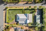 https://images.listonce.com.au/custom/160x/listings/13-glenns-court-woodend-vic-3442/545/01896545_img_21.jpg?9egTDu4hpIg