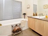 https://images.listonce.com.au/custom/160x/listings/13-grassland-grove-leopold-vic-3224/153/01699153_img_10.jpg?j4x58S73rnk