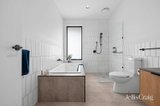 https://images.listonce.com.au/custom/160x/listings/13-gunyah-drive-trentham-vic-3458/915/01896915_img_14.jpg?hWISiE-hHE0