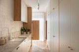 https://images.listonce.com.au/custom/160x/listings/13-hakatere-street-northcote-vic-3070/818/01723818_img_09.jpg?0qYy_9ud52Q