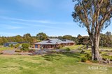 https://images.listonce.com.au/custom/160x/listings/13-hamilton-way-lockwood-south-vic-3551/936/01780936_img_05.jpg?bXkb9YXhymU