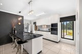https://images.listonce.com.au/custom/160x/listings/13-hamilton-way-lockwood-south-vic-3551/936/01780936_img_07.jpg?o3IZlTQZnJM