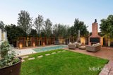 https://images.listonce.com.au/custom/160x/listings/13-hanson-street-niddrie-vic-3042/910/01901910_img_10.jpg?lYdvD-mrKlU