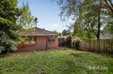 https://images.listonce.com.au/custom/160x/listings/13-hayride-lane-chirnside-park-vic-3116/627/01978627_img_10.jpg?SA8W7aUEjHs