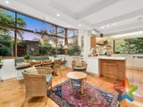 https://images.listonce.com.au/custom/160x/listings/13-henty-court-croydon-vic-3136/515/01525515_img_11.jpg?3DBeqQK9DLo