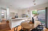 https://images.listonce.com.au/custom/160x/listings/13-hester-walk-macleod-vic-3085/859/01904859_img_06.jpg?LG5dyTJM-Ds