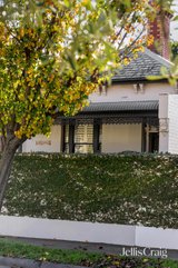 https://images.listonce.com.au/custom/160x/listings/13-hume-street-armadale-vic-3143/208/01933208_img_16.jpg?S1MqJbyjn8I
