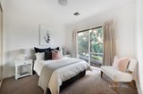 https://images.listonce.com.au/custom/160x/listings/13-hutchinson-drive-kew-vic-3101/557/01066557_img_08.jpg?bHOQOYS3Y8o