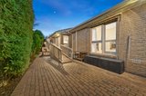 https://images.listonce.com.au/custom/160x/listings/13-inglewood-close-doncaster-east-vic-3109/220/00357220_img_10.jpg?LBPLTe7GlW0